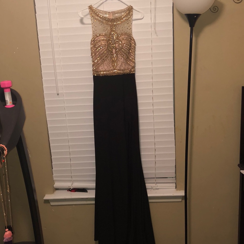 Prom Dress - Picture 4 of 8